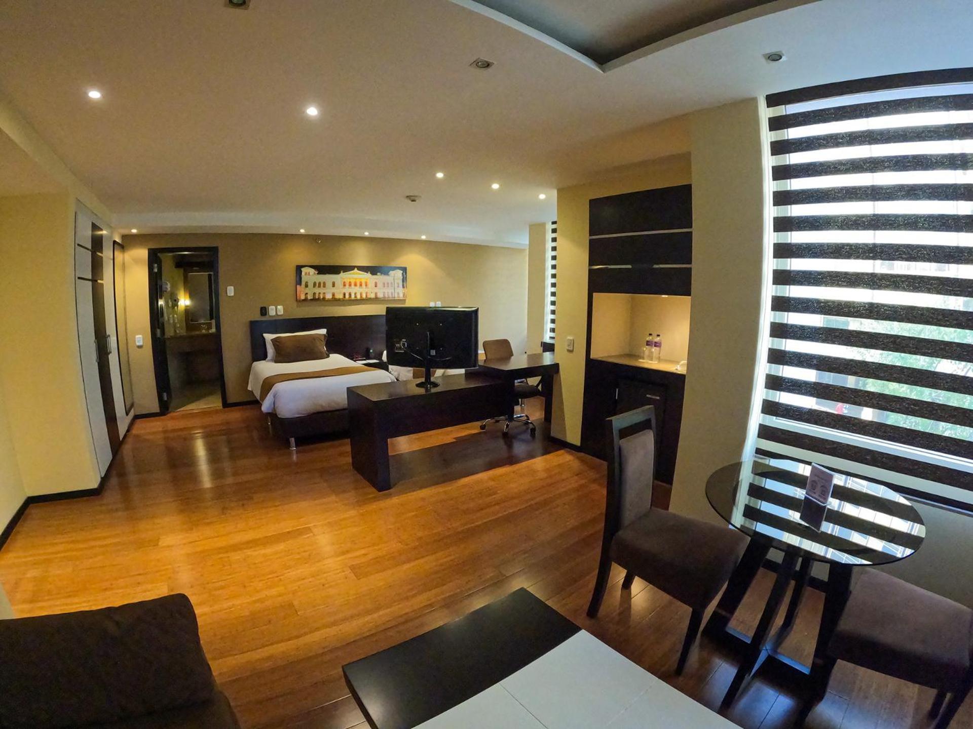 Hotel Mercure Alameda Quito