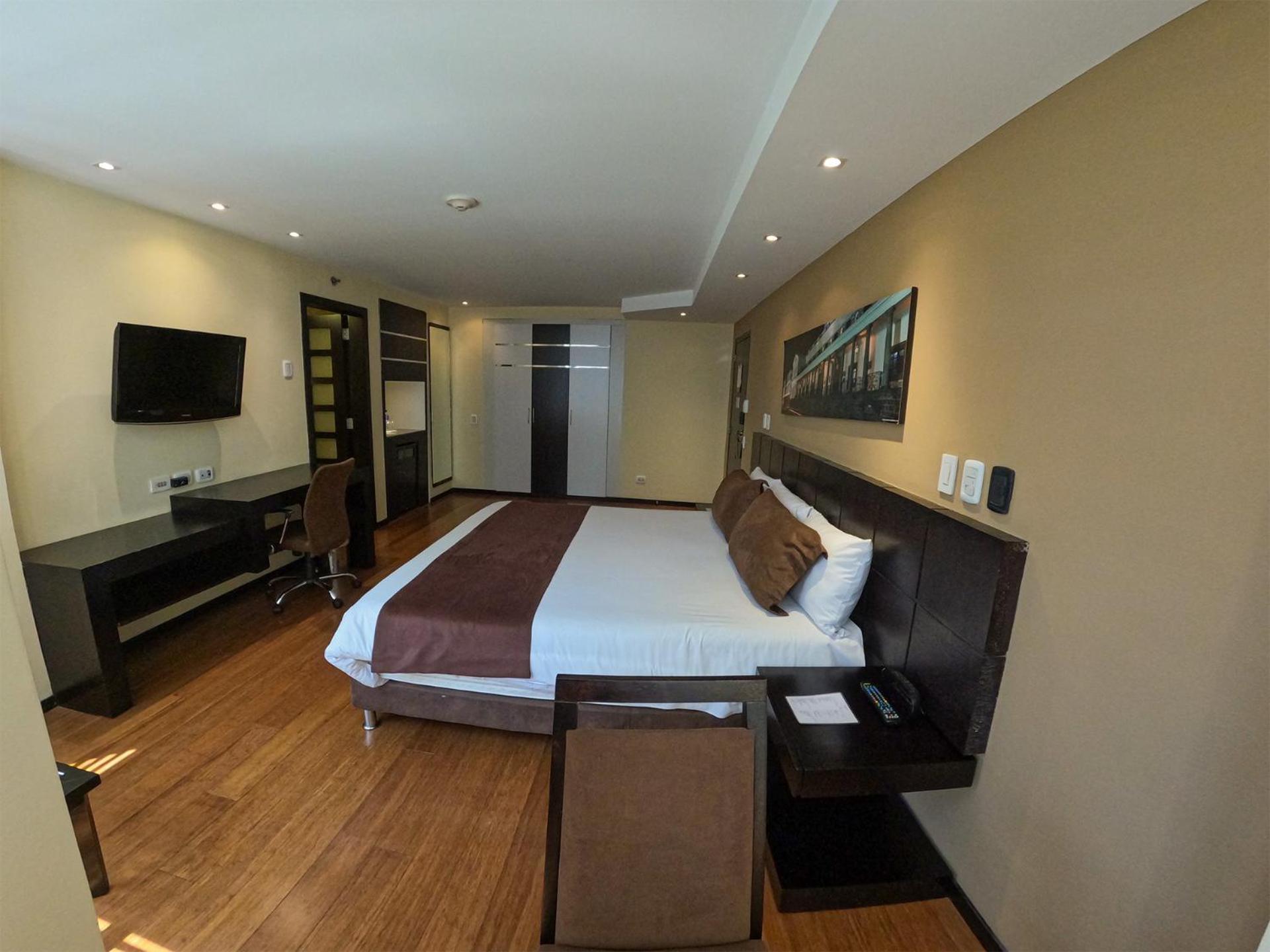 Mercure Alameda 5* Quito